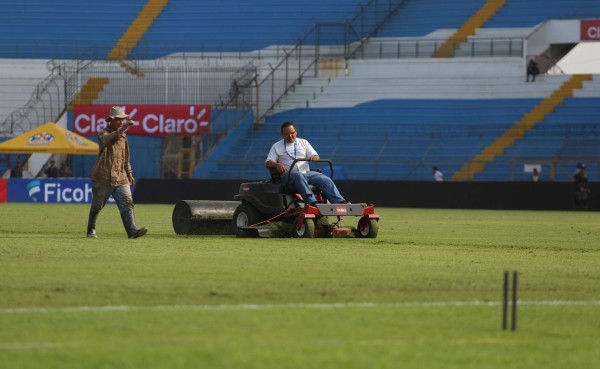 El engramado del Olímpico luce impecable previo al partido