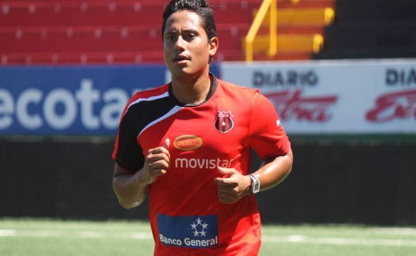 Futuro de Ramón Nuñez en Costa Rica se define esta noche