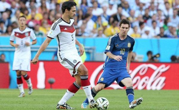 Hummels: 'Fue duro frenar a Messi, es el mejor del mundo'