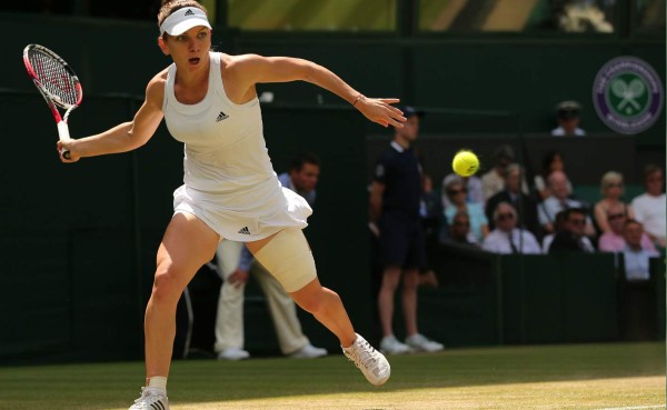 Simona Halep y Eugenie Bouchard avanzan a semifinal en Wimbledon