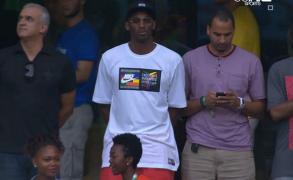Kobe Bryant presenció en el Brasil-México en Fortaleza