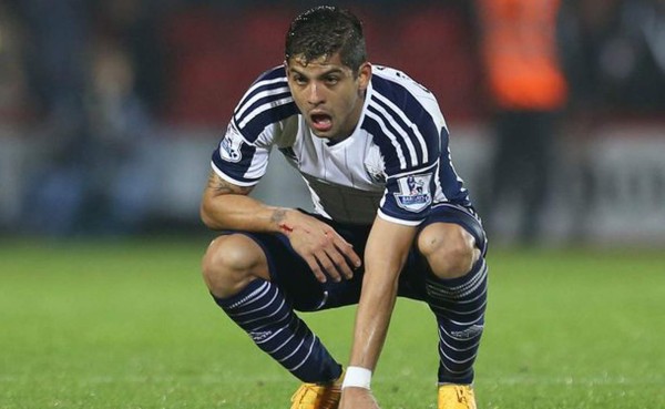 Cristian Gamboa tiene más de ocho meses de no jugar en la Premier con el West Bromwich