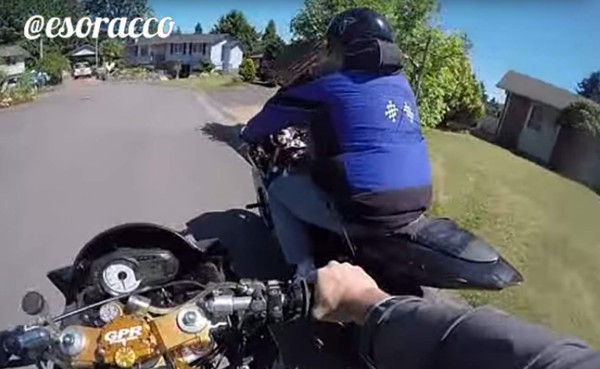 VIDEO: La caída de un ladrón tras robar motocicleta deportiva