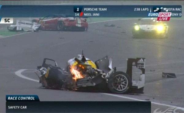 VIDEO: Mark Webber sobrevive a un grave accidente en Sao Paulo
