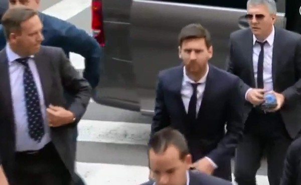 Aficionado insulta a Messi: 'Vete a jugar a Panamá, cabrón'