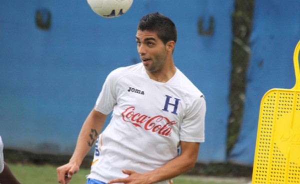 La Fenafuth lucha para contar con Jona Mejía ante Sudáfrica