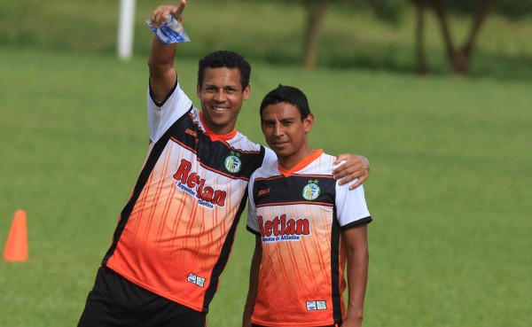 Douglas Caetano no podrá debutar contra Real España