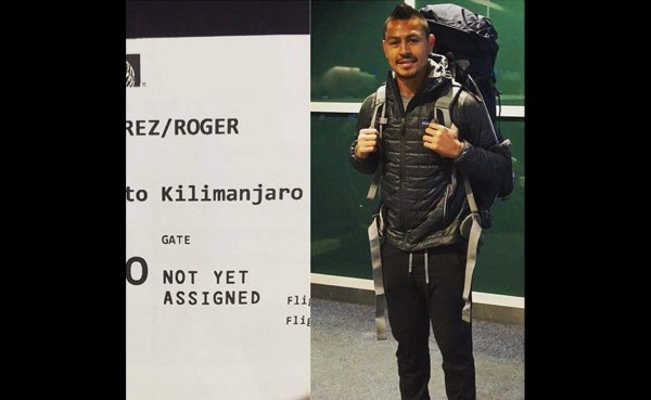 El hondureño Roger Espinoza se va a vacacionar a África