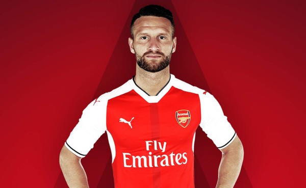 El defensa alemán Mustafi deja el Valencia y ficha por el Arsenal