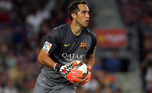 Claudio Bravo demanda al Barcelona por la comisión de su traspaso