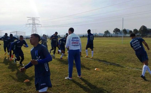 Sub-20 de Honduras entrena bajo un clima similar a Nueva Zelanda en Uruguay