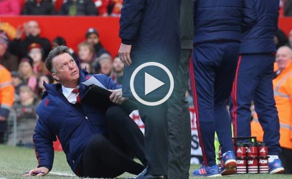 Video: En pleno día de los premios Oscar, Louis Van Gaal se roba el show con esta simulación