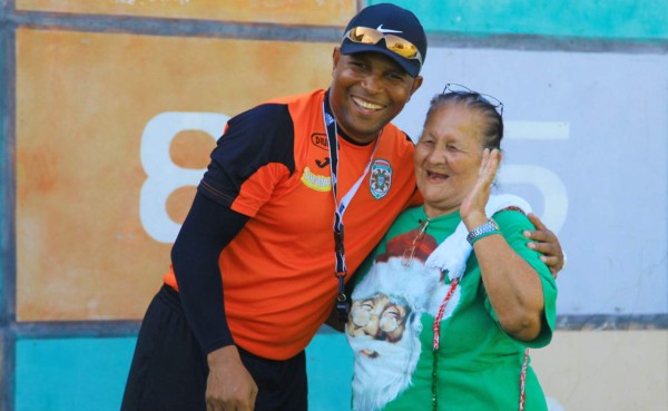 Carlos Pavón se deja querer en el Marathón