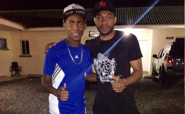 Futbolista Wilson Palacios vacaciona en La Ceiba, Honduras