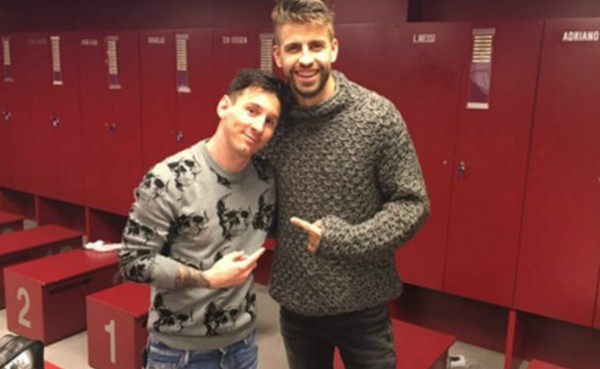 Gerard Piqué en Twitter: 'Leo, tú si que me la das, no como Munir'