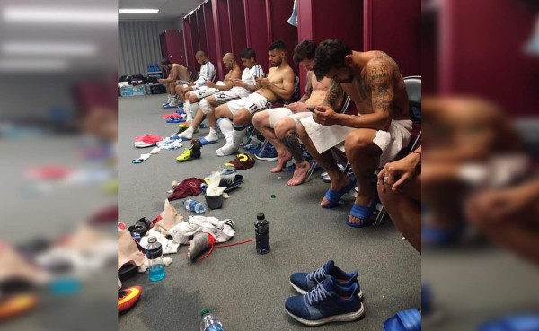 La curiosa foto de Lavezzi en Facebook que genera polémica