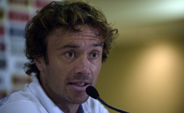 Diego Lugano siente impotencia e indignación por castigo a Luis Suárez