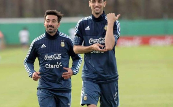 Javier Pastore y Ezequiel Lavezzi, descartados contra Honduras