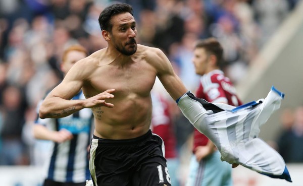 Jonás Gutiérrez salvó al Newcastle del descenso