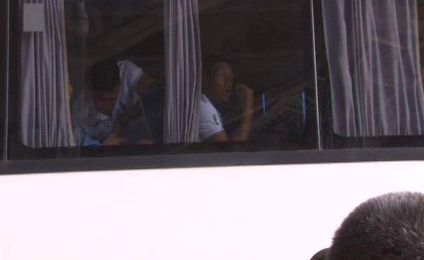 Bryan Acosta no aguantaba el hambre y le pidió a Brayan García que se apurara