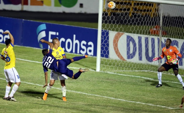 Golazo de Santiago Vergara, nominado al 'Premio Matador' de ESPN