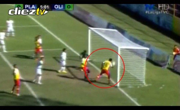 VIDEO: La jugada de gol anulada a Ever Alvarado ante Platense por una mano