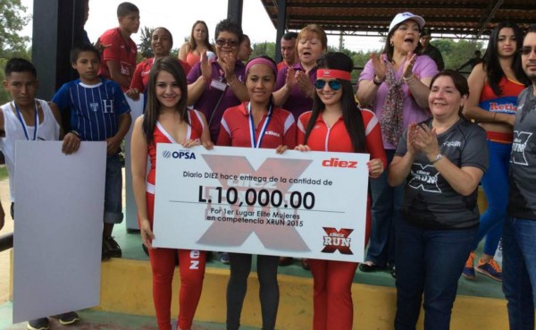José Méndez y Jimena González son los campeones del X-RUN DIEZ