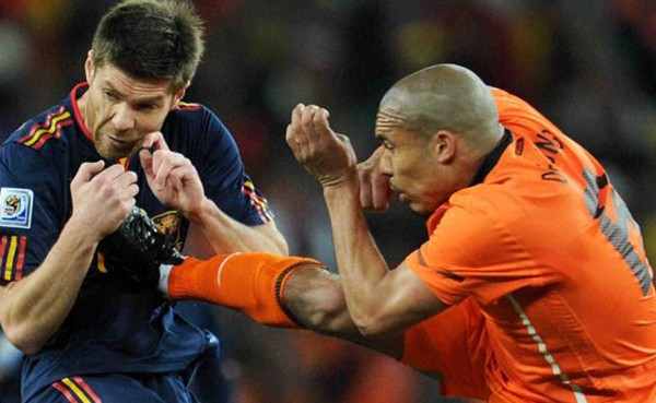 Los futbolistas más 'sucios' actualmente en el fútbol de Europa