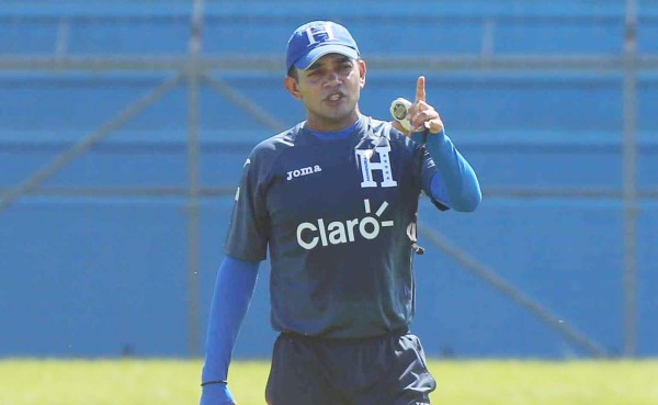 Amado Guevara: 'Quitándonos el corazón, Olimpia tiene una ligera ventaja'