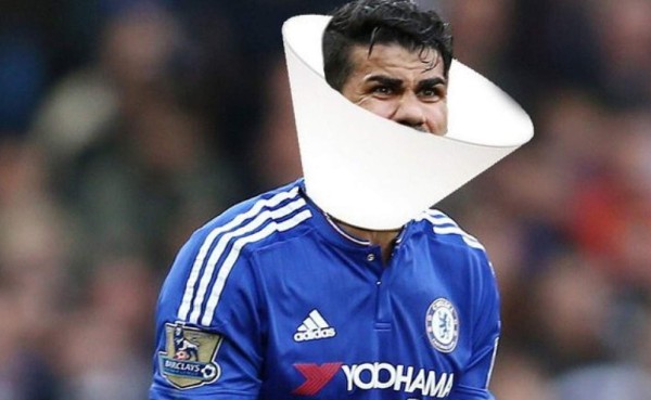 Memes a Diego Costa por intentar morden a jugador del Everton