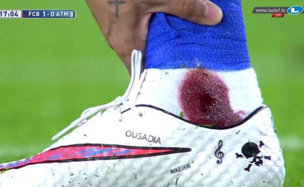 VIDEO: La violenta entrada Giménez contra Neymar