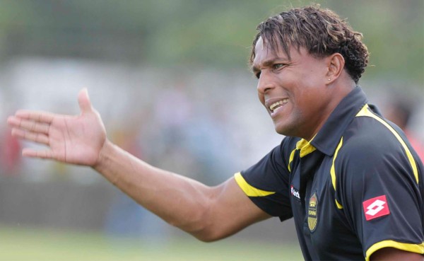 ¿Qué te parece Carlos Pavón para dirigir la Copa de Naciones?