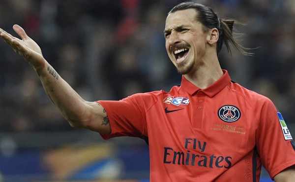 VIDEO: Ibrahimovic fue insultado por un compañero de 20 años
