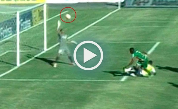 VIDEO: Con esta excelente tapada Noel Valladares mantiene en cero el arco de Olimpia