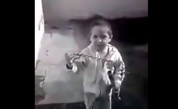 VIDEO: Niño argentino se vuelve aficionado de Brasil