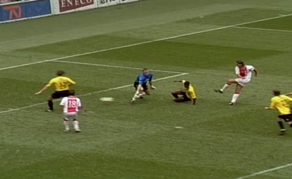 VIDEO: Se cumplen diez años del mejor gol de Zlatan Ibrahimovic