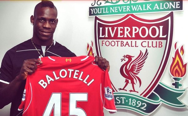 El Liverpool oficializa el fichaje de Mario Balotelli