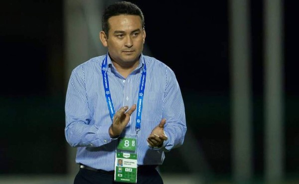 Jorge Jiménez reacciona sorprendido por supuesto amaño en el Honduras-Fiji
