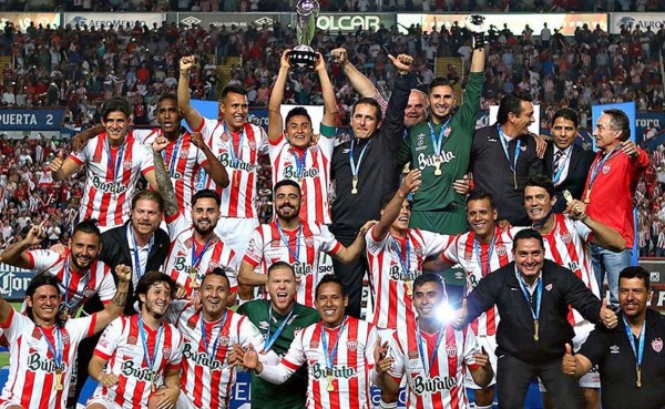 ¡Necaxa y Brayan Beckeles ascienden en el fútbol mexicano!
