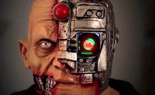 Con camisetas y celulares crean espectacular efecto de Halloween