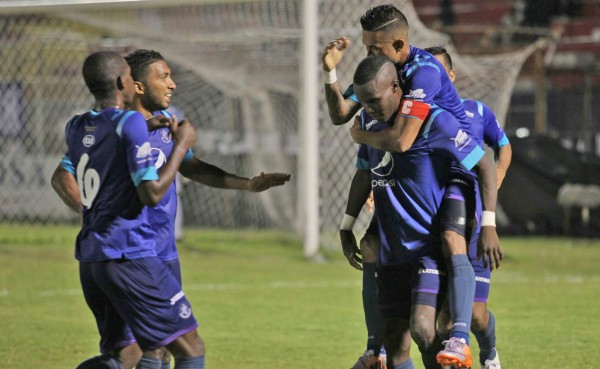 Motagua golea al Vida en partido 500 de Maradiaga