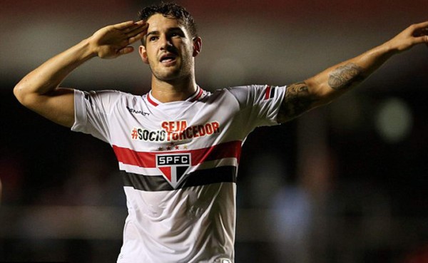 El brasileño Alexandre Pato está a un paso de fichar por el Chelsea