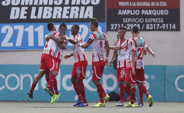 Santos tico buscará la final de la Liga Concacaf esta noche ante Árabe Unido