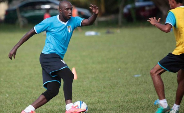 EL MERCADO: Motagua tiene nuevo jugador, exOlimpia llega a Real España y Honduras con dos nuevos legionarios