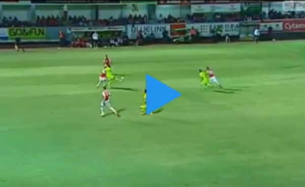 Jugador del Nea Salamis copia golazo de Neymar