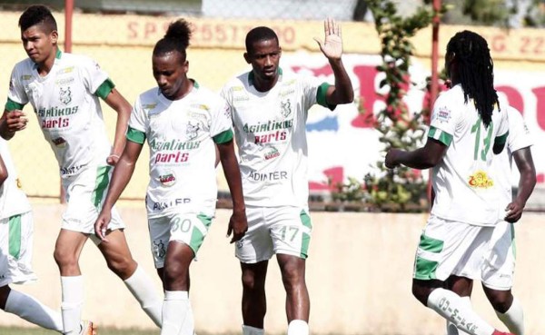 Platense derrota al Vida y se afianza en la zona de clasificación