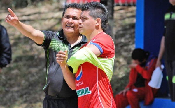 El Xelajú de Nahúm Espinoza empata ante el sub líder de Guatemala