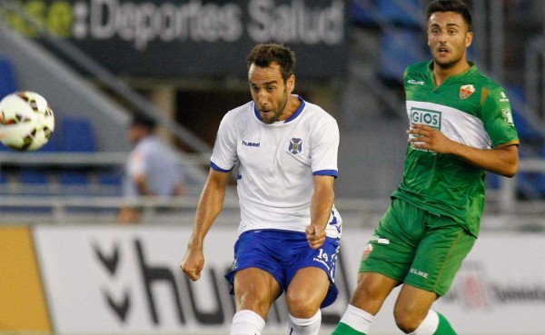 Con Choco Lozano como titular, Tenerife está igualando ante el Elche