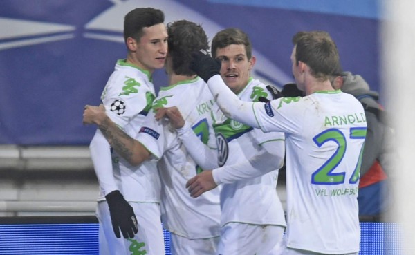 Wolfsburgo derrota de visita al Gent por Champions y saca una leve ventaja