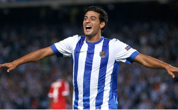 Mexicano Carlos Vela seguirá en Real Sociedad hasta 2018